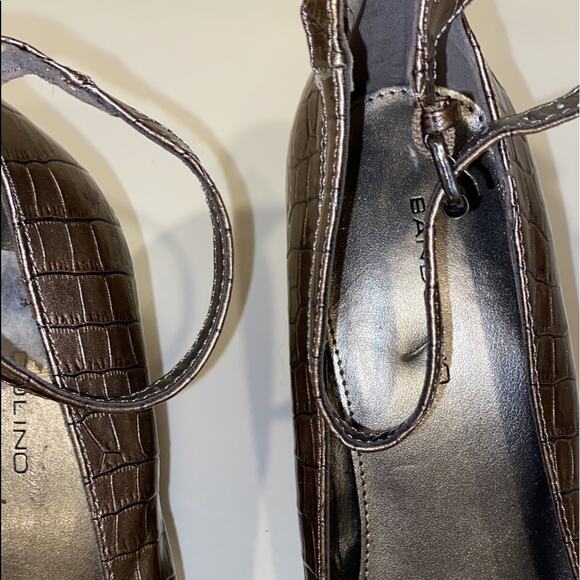 Bandolino Heels - Picture 5 of 9